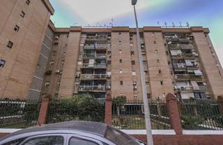 Pis  C/ ceuta. Solvia inmobiliaria  piso córdoba