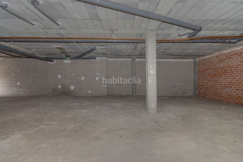 Foto 7b979d98-b9e1-45dd-b7b8-5e355336d9f6. Local comercial a Muela (La)