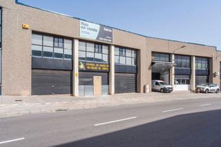 Nau industrial  C/ pedraforca. Solvia inmobiliaria  nave industrial sant fruitós de bages