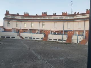 Xalet  C/ de las fuentes. Solvia inmobiliaria  chalet independiente villagonzalo pedernale