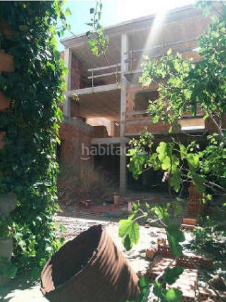Foto d64c557c-84f3-4a78-aa18-ce8dc5259fcb. Edifici a Lécera