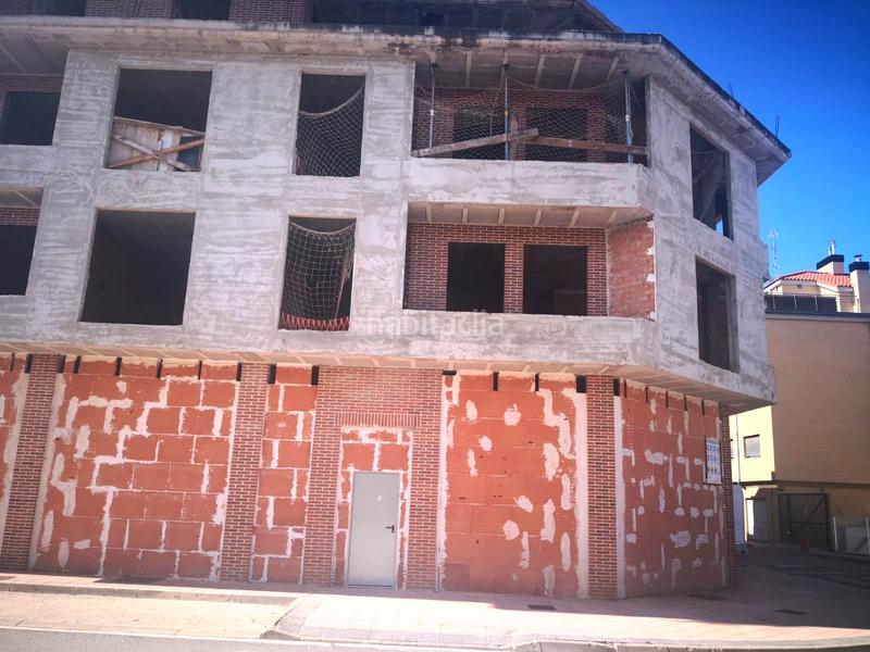Foto cd480dea-3892-4fab-a632-bf51ded4fef5. Edificio solvia inmobiliaria edificio en Navarrete