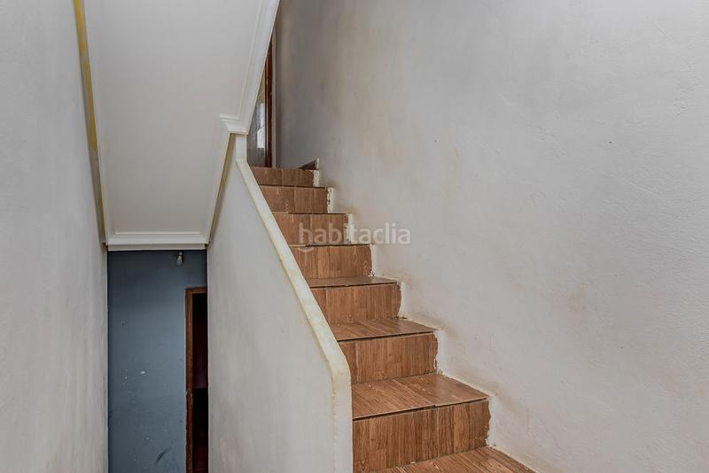 Foto 2670fd05-704b-44dd-8c3d-b8f9e2e4e64e. Dúplex solvia inmobiliaria dúplex en Zona Calle Valencia Torrent