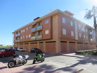 Pis  C/ este. Solvia inmobiliaria  piso santomera