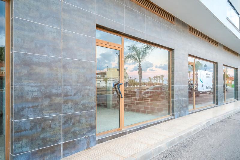 Foto 82868928-1ad3-4f49-a772-a49bd114cd6f. Local comercial a Poblets (els)