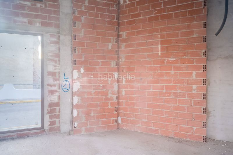 Foto 280a3786-5bc5-4d59-b411-d3c7a907289e. Local comercial a Poblets (els)