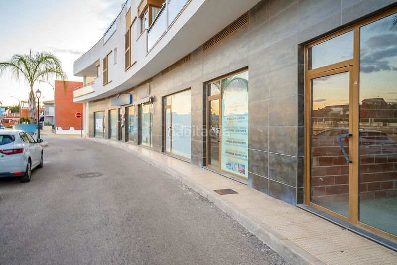 Foto 2b49fa4b-f124-4e1f-b6eb-3b062cd5d6b1. Local comercial a Poblets (els)