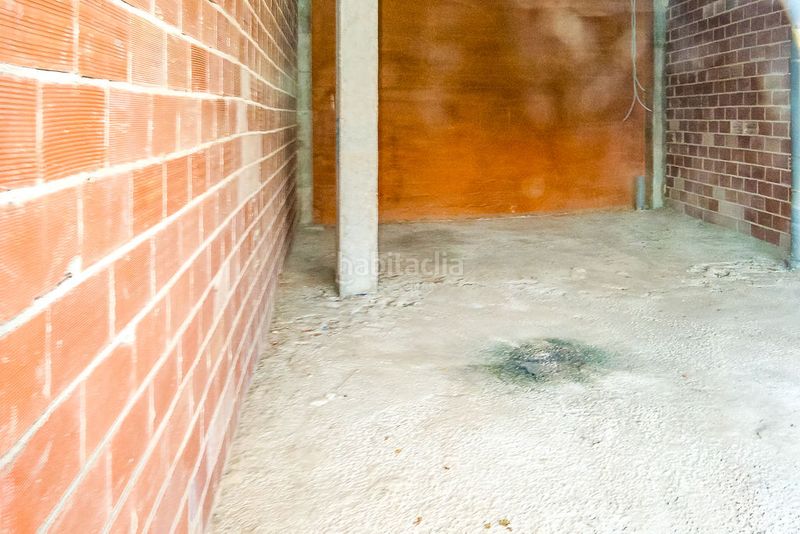 Foto 619faa3d-56d3-48c4-a869-3a8aa0a32c88. Local comercial a Poblets (els)