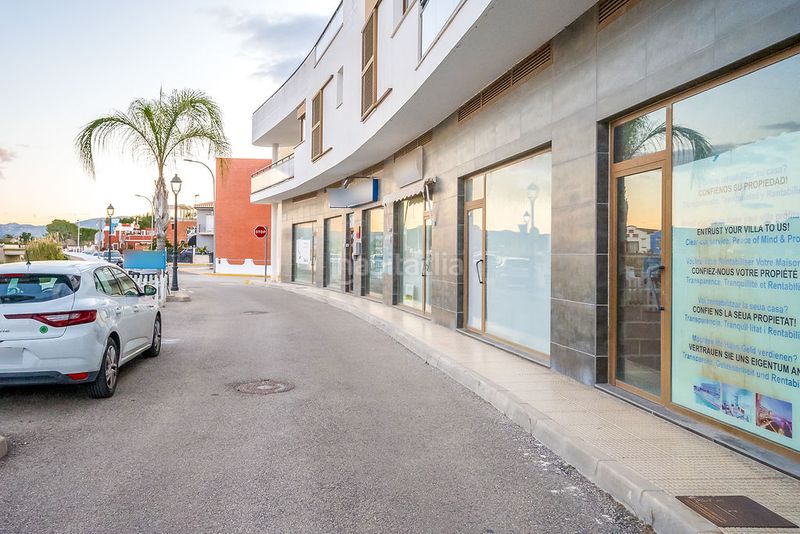 Foto 7498f75e-8884-4731-9a51-a06551f6c7f6. Local comercial a Poblets (els)