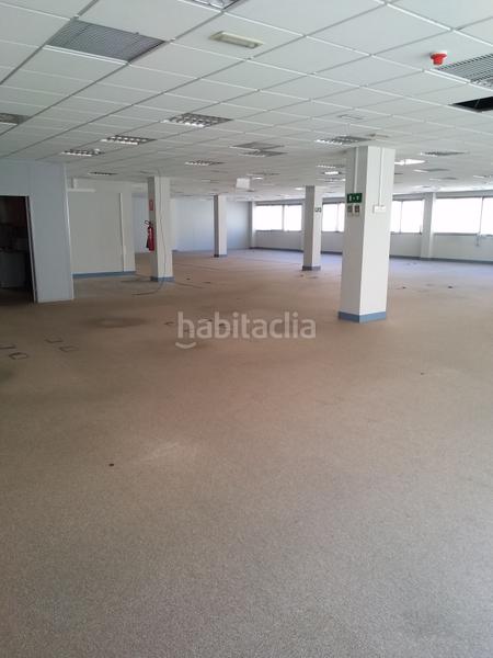 Foto 7647251c-dc1f-42dc-a0b9-f55d5aed631c. Édifice dans Rejas Madrid