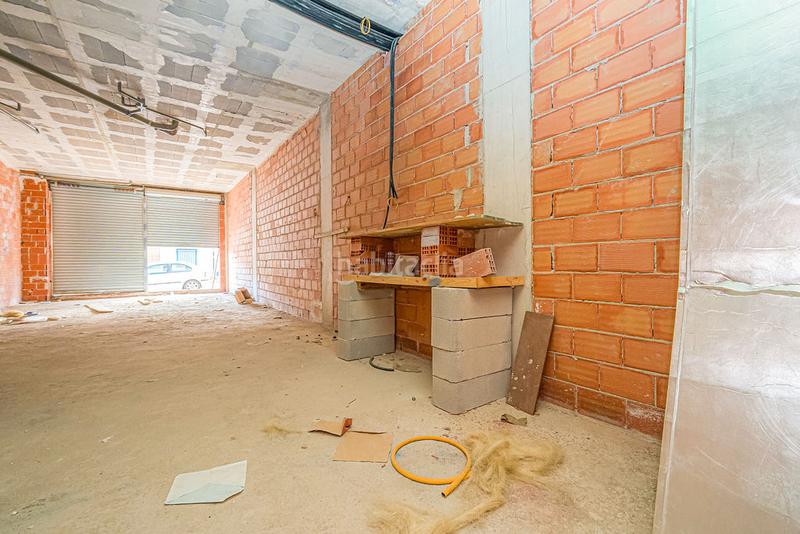 Foto cf773e7e-38b4-4052-8f52-a389edf98f6b. Geschäftsraum in Castalla