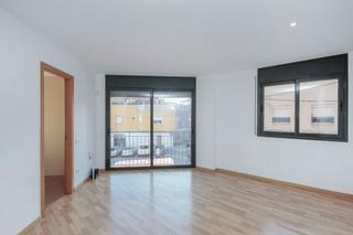 Flat  C/ girona. Solvia inmobiliaria  piso terrassa