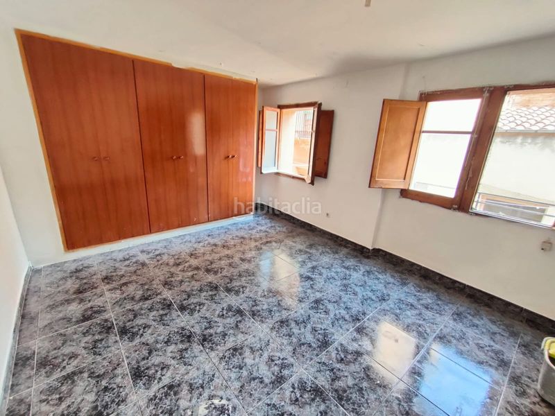 Foto a4090772-c97f-4851-b8b0-1d7e99665b78. Casa aparellada a Valls