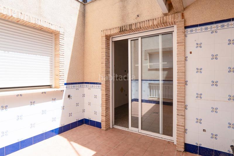 Foto b5ec7cd3-c6c6-43f2-9e91-52ab844bc725. Casa pareada solvia inmobiliaria chalet adosado en Murcia