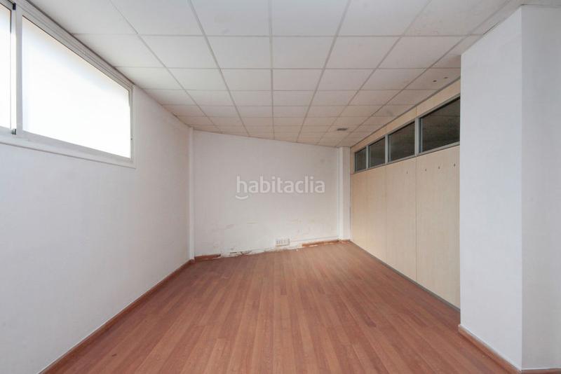 Foto 648e3041-f3b8-482f-bc09-154781fa90ec. Alquiler local comercial solvia inmobiliaria locales en Sabadell