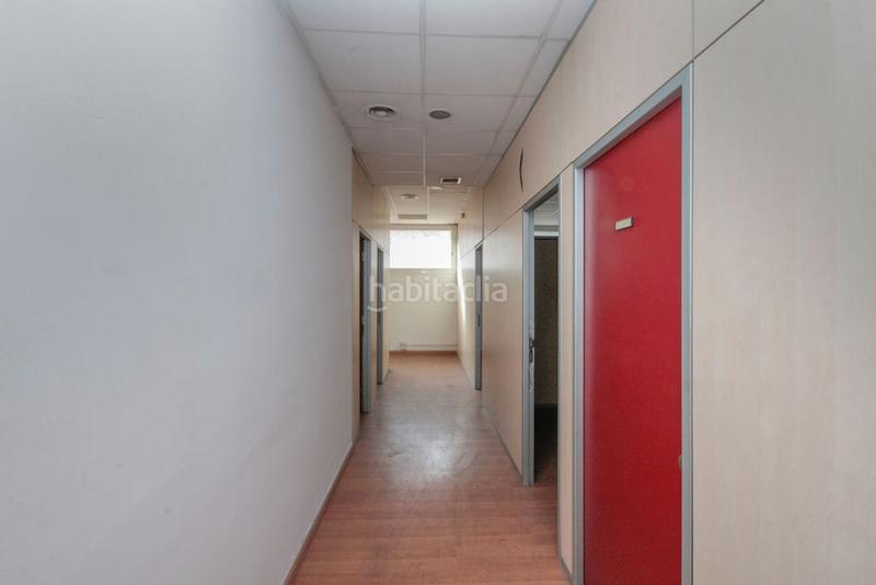 Foto 6f895d4b-df26-4ea6-8732-0c26f964200a. Lloguer local comercial a Centre Sabadell