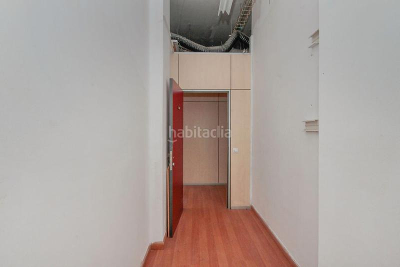 Foto fce43ae1-ce59-4e34-845d-8042b8eb5a9a. Lloguer local comercial a Centre Sabadell