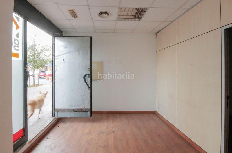 Foto 0ac11954-1df4-436d-a00c-e013556060a6. Local comercial solvia inmobiliaria locales en Centre Sabadell