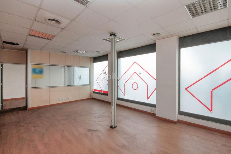 Foto af197fd0-cfcf-48e7-a133-1cafb2230ed5. Local comercial solvia inmobiliaria locales en Centre Sabadell
