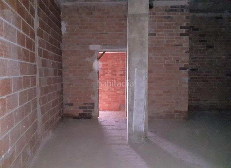 Foto 2d816d97-35ee-4ef9-92f2-dfac9ece5086. Local comercial a Alcanar