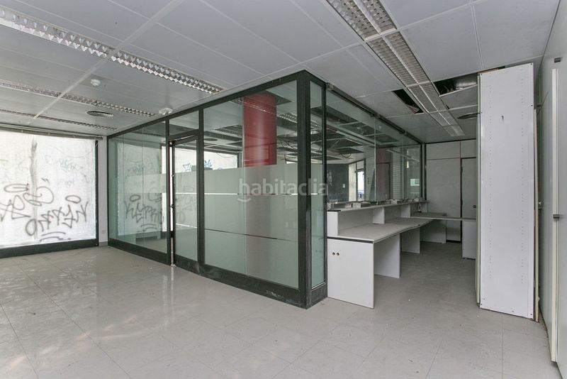 Foto 25503ac3-8d6d-4ce1-b8d0-df03b097aa62. Local comercial a Centre Viladecans