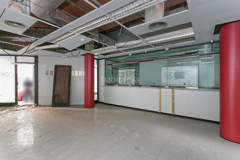 Foto 4ad2a9e8-1e6e-4451-9f7d-8ca3e8b8a21f. Local comercial a Centre Viladecans