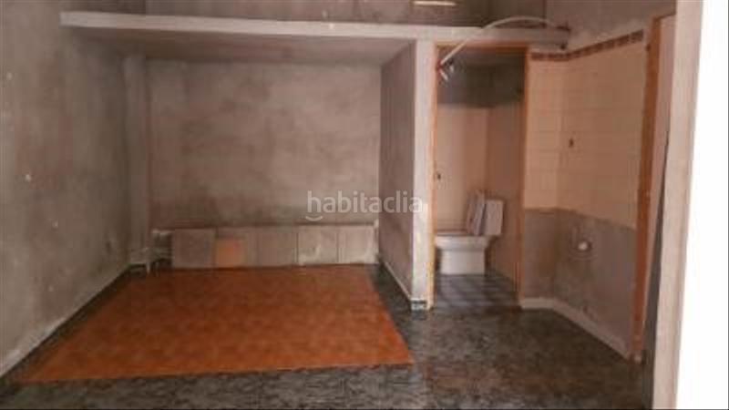 Foto 61cfea92-32bd-4650-b219-90ad8f975d89. Local comercial a Campclar Tarragona