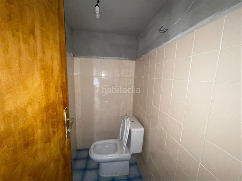 Foto 640ae1e0-286d-4caf-a4d5-dd1efffe117f. Local comercial a Campclar Tarragona