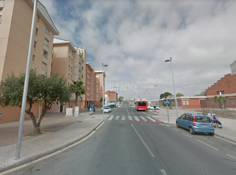 Foto cae1e03e-54d7-4d9b-b072-0e94a261967c. Local comercial a Campclar Tarragona