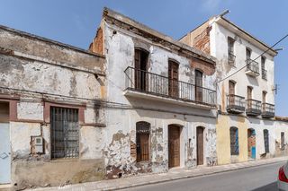 Doppelhaus  Real. Solvia inmobiliaria  chalet adosado peñarroyapueblonuevo