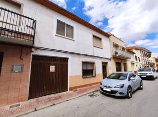 Casa aparellada  Prim. Solvia inmobiliaria  chalet adosado pedro muñoz