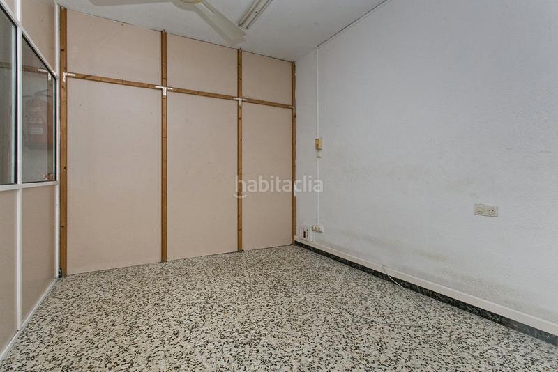 Foto 2b0e05da-a2ff-49cb-88f0-aaad7e1675ec. Local comercial a Pla d'en Boet Mataró