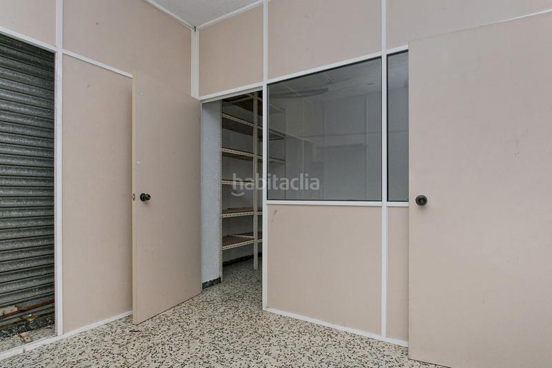 Foto 67e14f19-fa51-4ee9-9ff4-473c853b2e1c. Local comercial a Pla d'en Boet Mataró