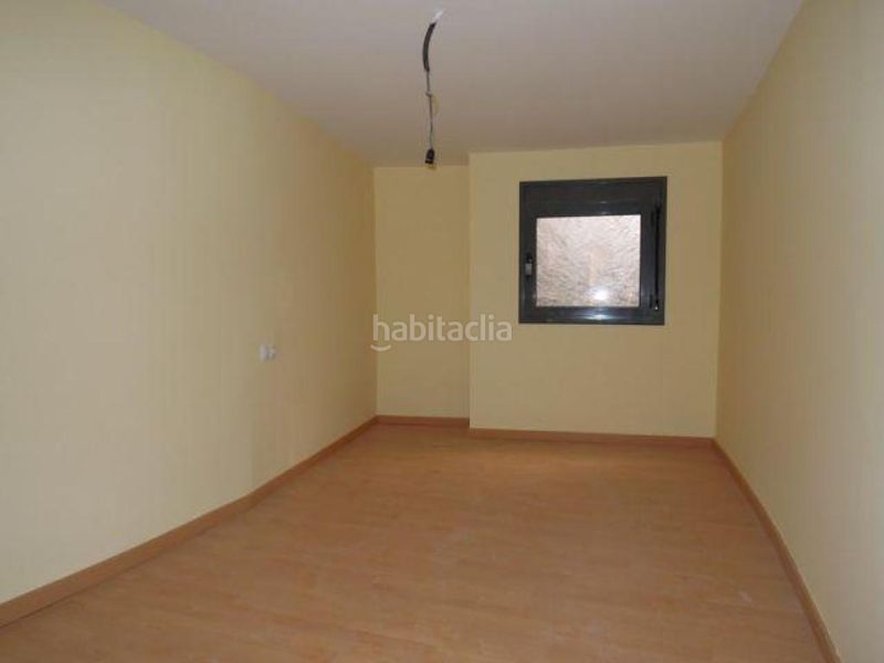Foto 9f392bc6-c94e-4e78-845e-d9ff46670b2b. Pis a Balaguer