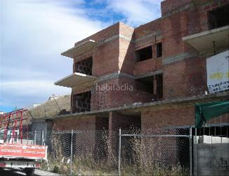 Foto cb16ea80-27d1-46fd-9467-01910981ce86. Edificio con piscina in Segur de Calafell nucli urbà Segur de Calafell