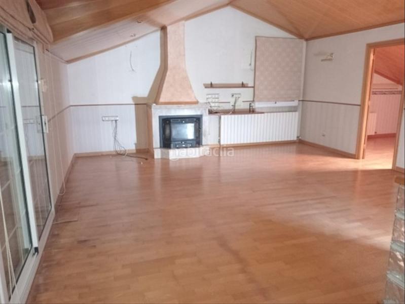 Foto 25e7c76a-8450-4e72-9463-9a951d1375d1. Chalet in Can Parellada Terrassa