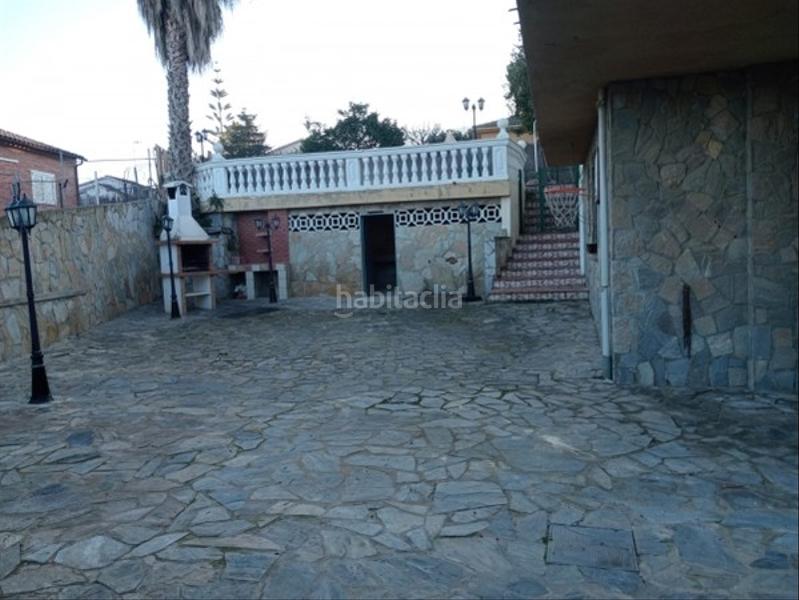 Foto befc2204-ae53-45b9-895f-cae4dc7ac2c9. Chalet in Can Parellada Terrassa