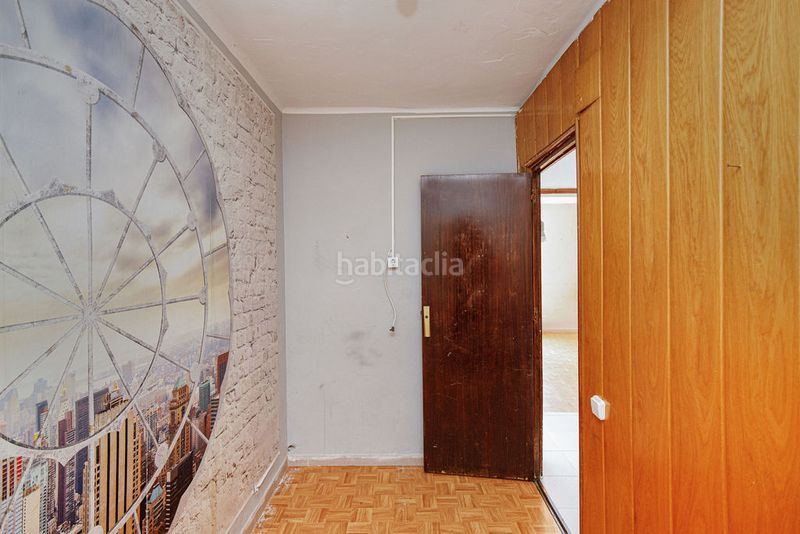 Foto b873d864-6833-42eb-b263-1a7b5b8aa60f. Pis a Centre Salt