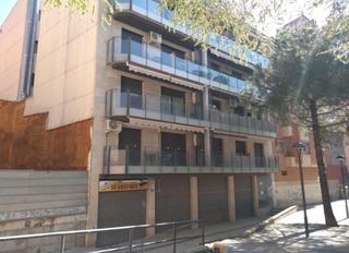 Local commercial  Germans izquierdo. Solvia inmobiliaria  locales lleida