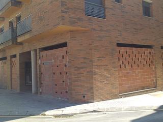 Local Comercial  Goles de lebre. Solvia inmobiliaria  locales deltebre