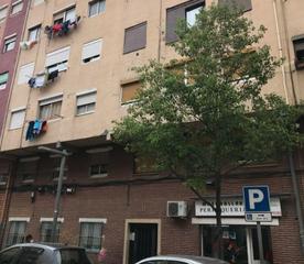 Piso  C/ napols. Solvia inmobiliaria  piso badalona