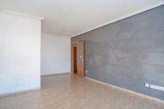 Pis  Estación. Solvia inmobiliaria  piso blanca