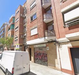 Flat  C/ simancas. Solvia inmobiliaria  piso hospitalet de llobregat el