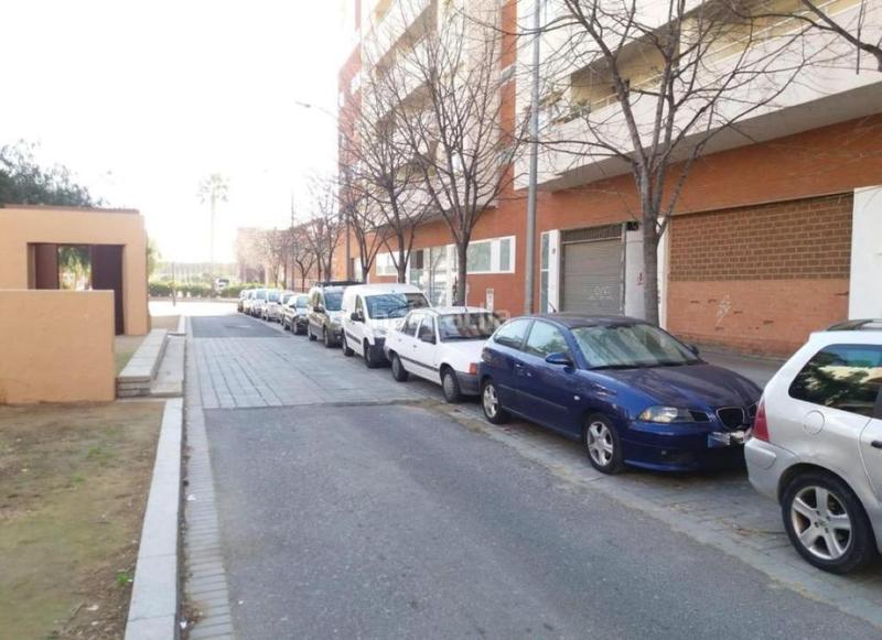Foto 9becf026-8056-45e0-85c9-3302e7a097c6. Local comercial solvia inmobiliaria locales en Llevant Reus