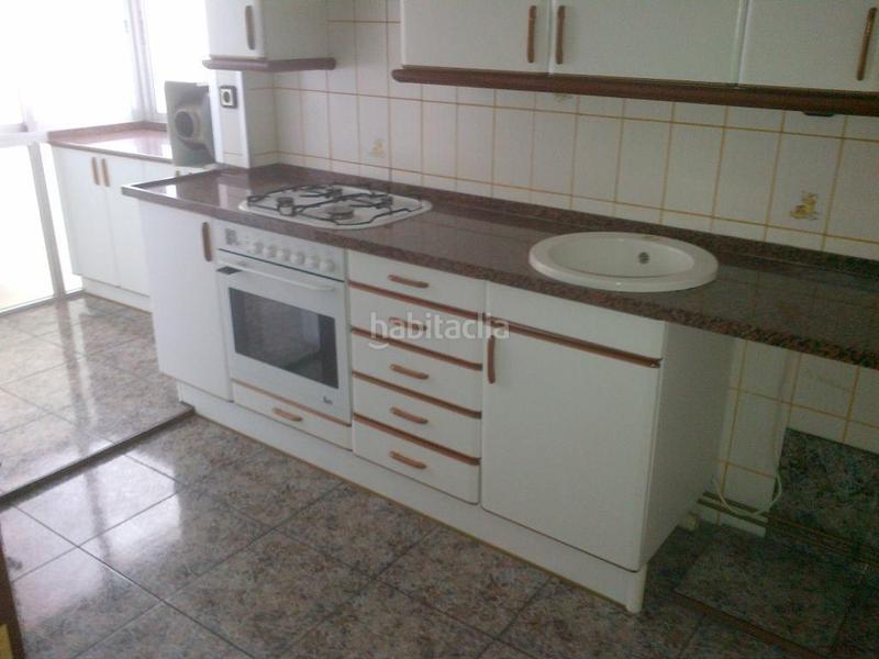 Foto 463f6188-7b14-442d-b018-1113dd2dae75. Appartement dans La Roureda Sabadell