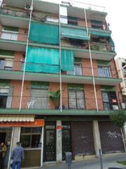 Piso  Hipolito lazaro. Solvia inmobiliaria  piso badalona
