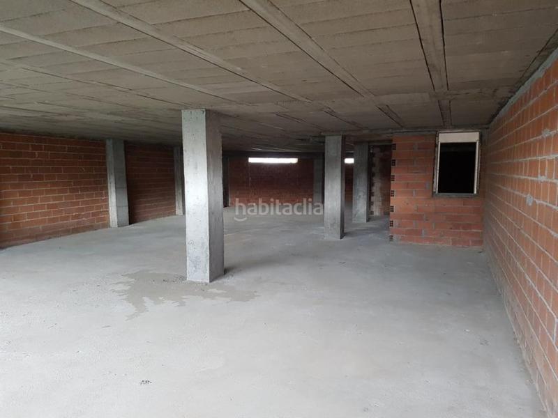 Foto 133f1151-0c60-4d8c-9682-ce8e2ec242cc. Local comercial a Sarria