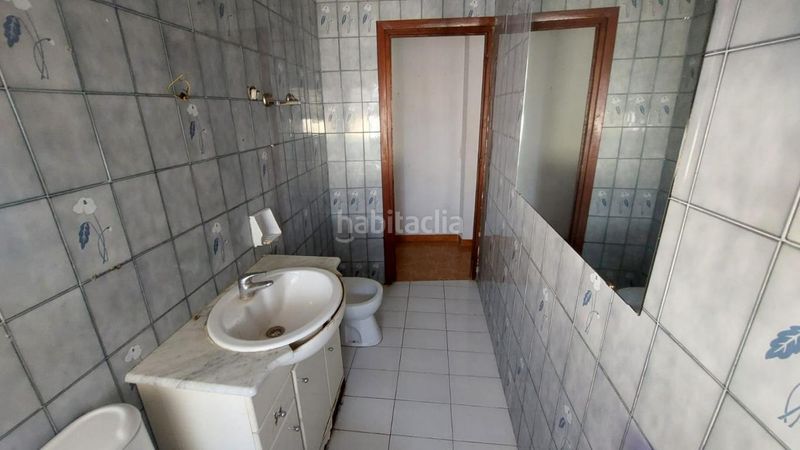 Foto efca67f8-78f8-4b78-8b3d-3c368b1710d2. Chalet con parcheggio in Iznalloz