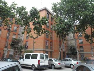 Pis  C/ alfons xii. Solvia inmobiliaria  piso badalona