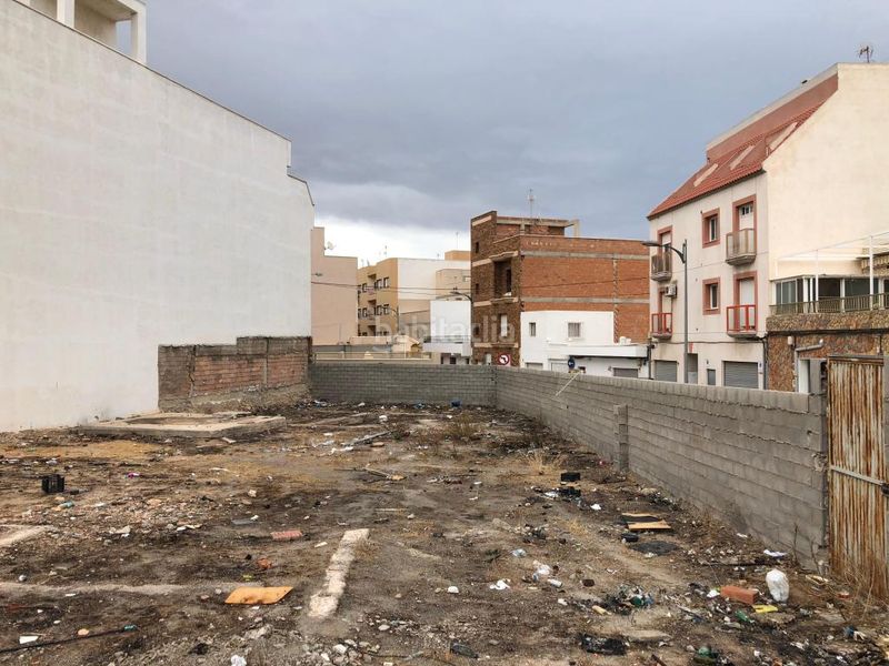 Foto d0aeff26-3cc8-4b0d-a11b-20a90a7de046. Finca rústica a Roquetas pueblo Roquetas de Mar